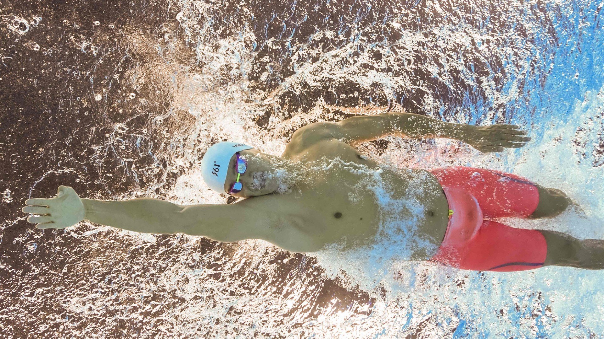 赛事期间,运动员的心理调适与体能保障,运动员赛前心理