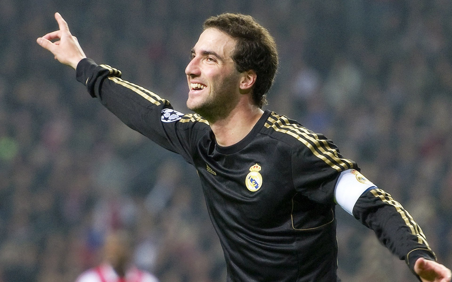 马赛1-0击败蒙彼利埃，武卡乔绝杀终结战局，马赛武士